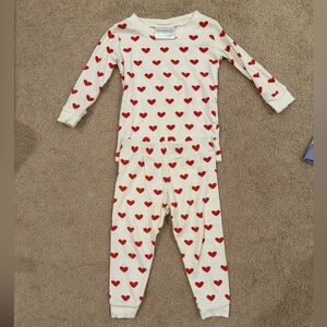 Lake Pajamas - Kids Long-long set in classic red heart size 2